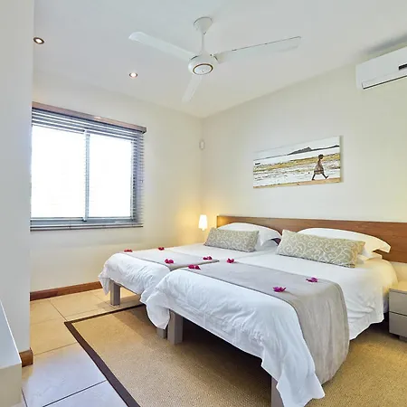 Bon Azur Beachfront Suites & Penthouses With Lov Trou aux Biches Zimmer foto