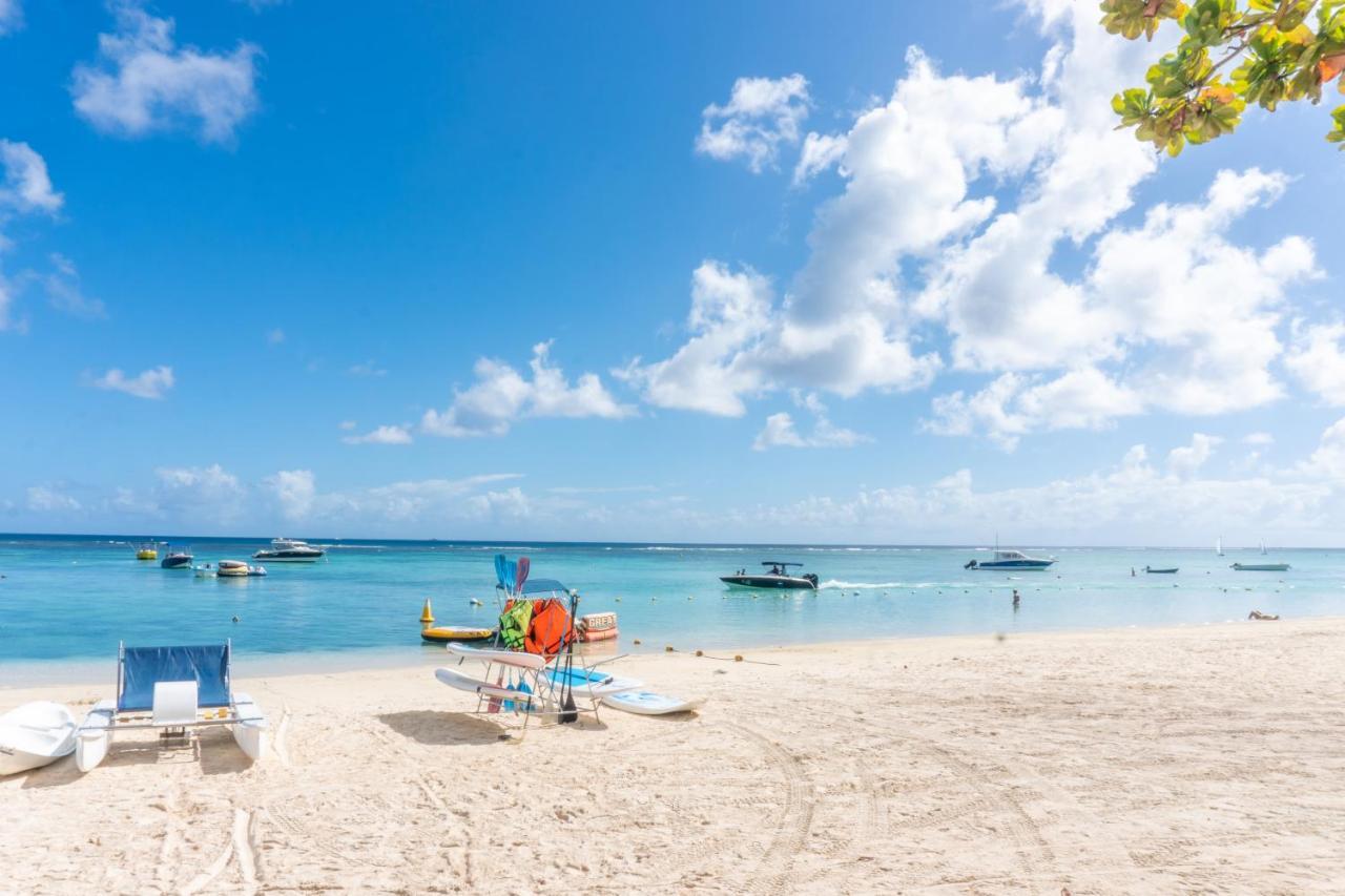 Bon Azur Beachfront & Penthouses With Lov Trou aux Biches