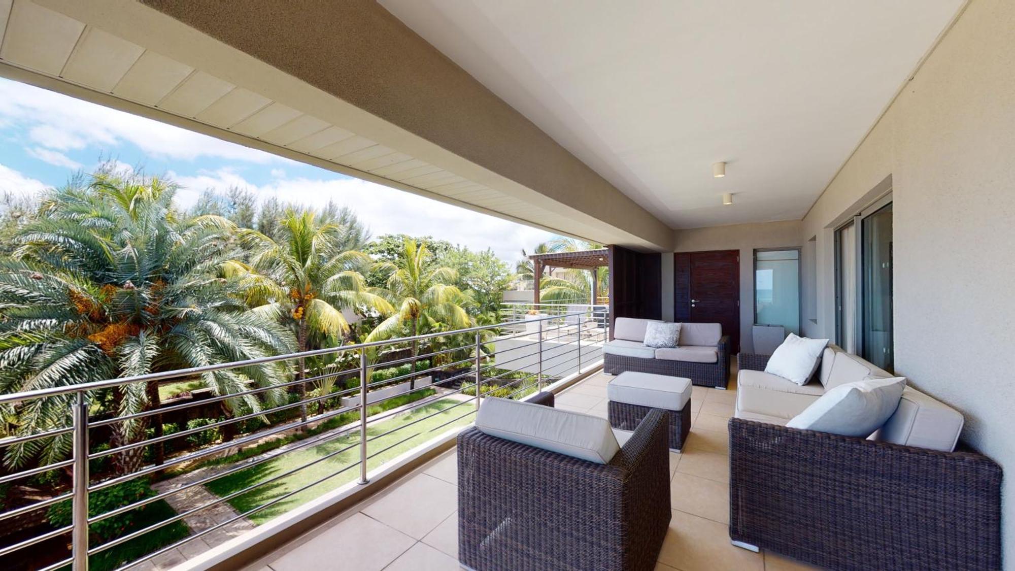 Apartment Bon Azur Beachfront & Penthouses With Lov *