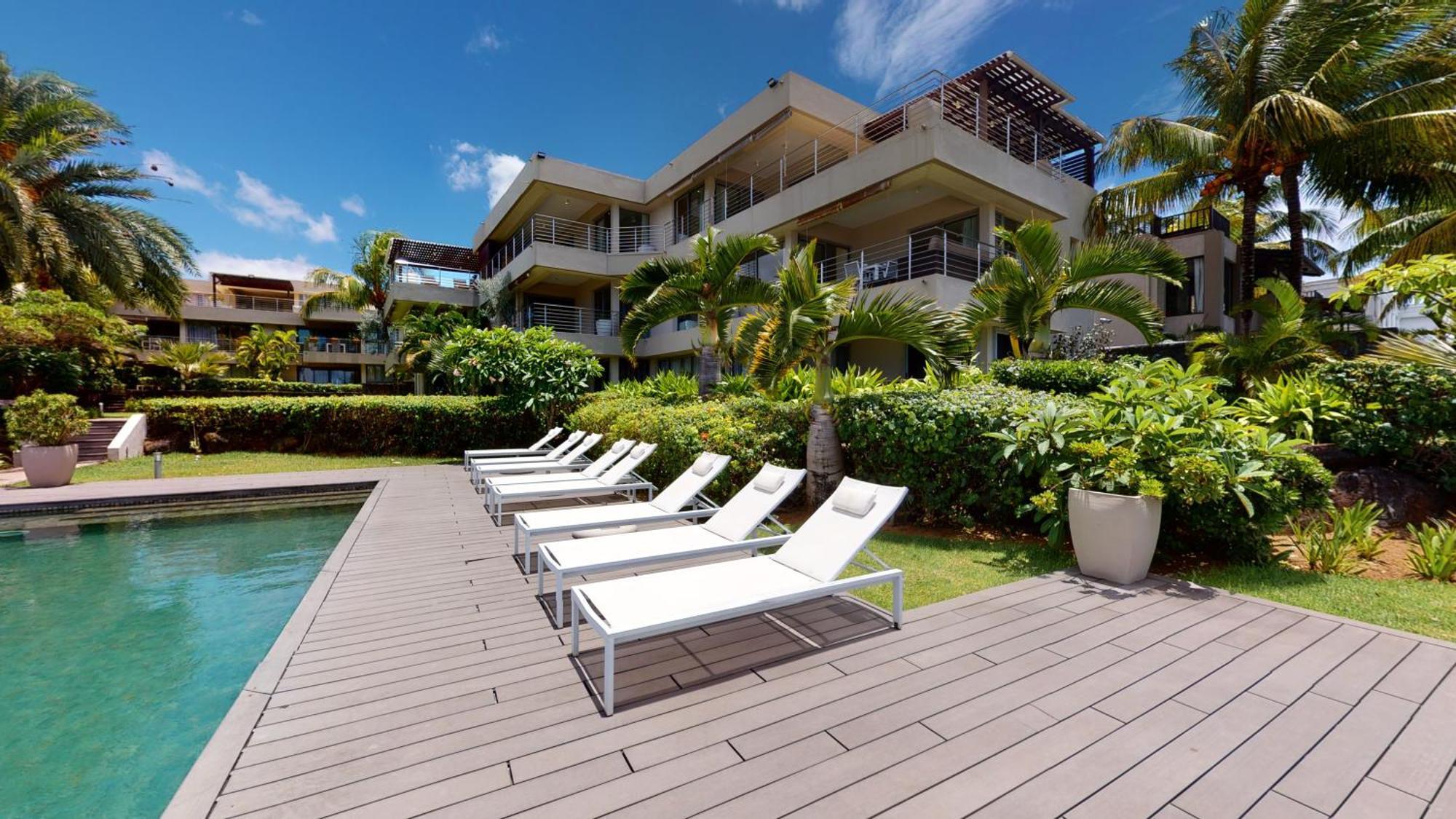 Bon Azur Beachfront & Penthouses With Lov Apartment Trou aux Biches