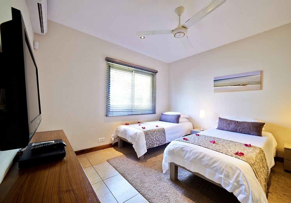 Bon Azur Beachfront & Penthouses With Lov Apartment