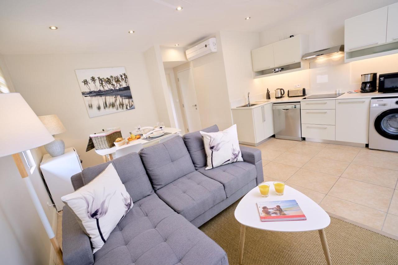 Bon Azur Beachfront & Penthouses With Lov Apartment Trou aux Biches