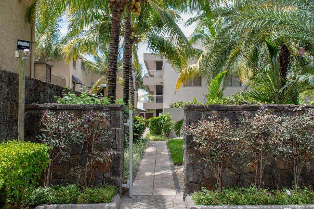 Apartment Bon Azur Beachfront & Penthouses With Lov Trou aux Biches