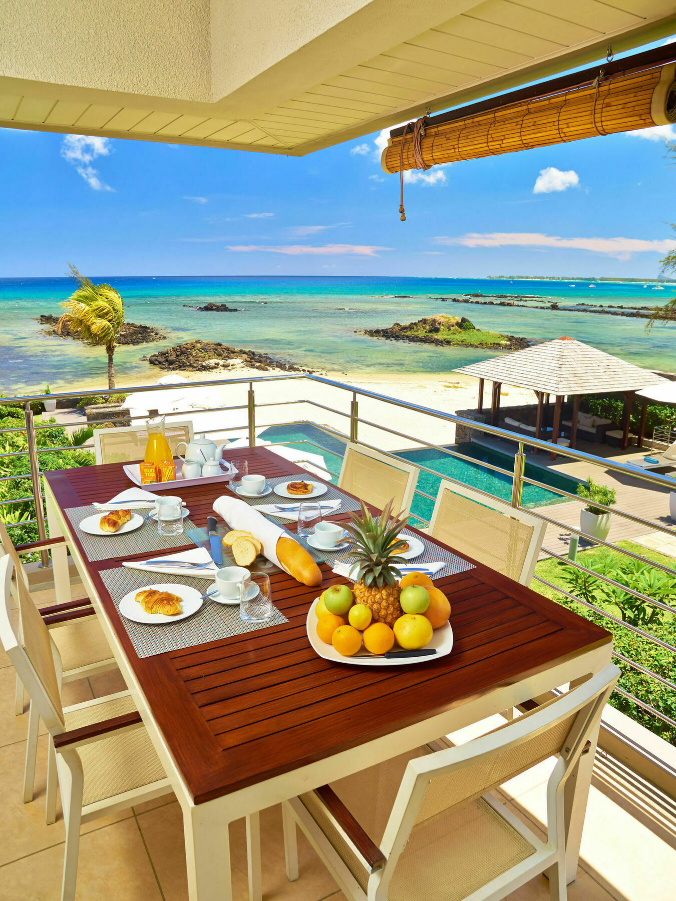 Bon Azur Beachfront & Penthouses With Lov Apartment