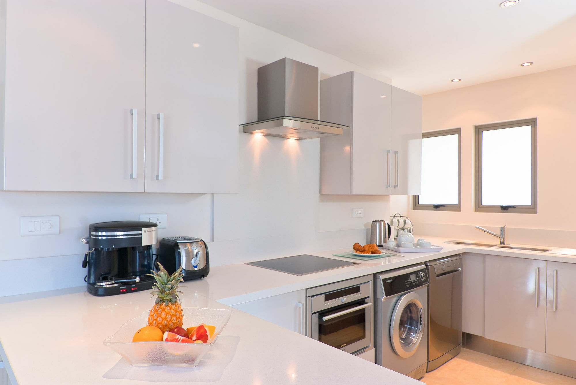 Bon Azur Beachfront & Penthouses With Lov Apartment *