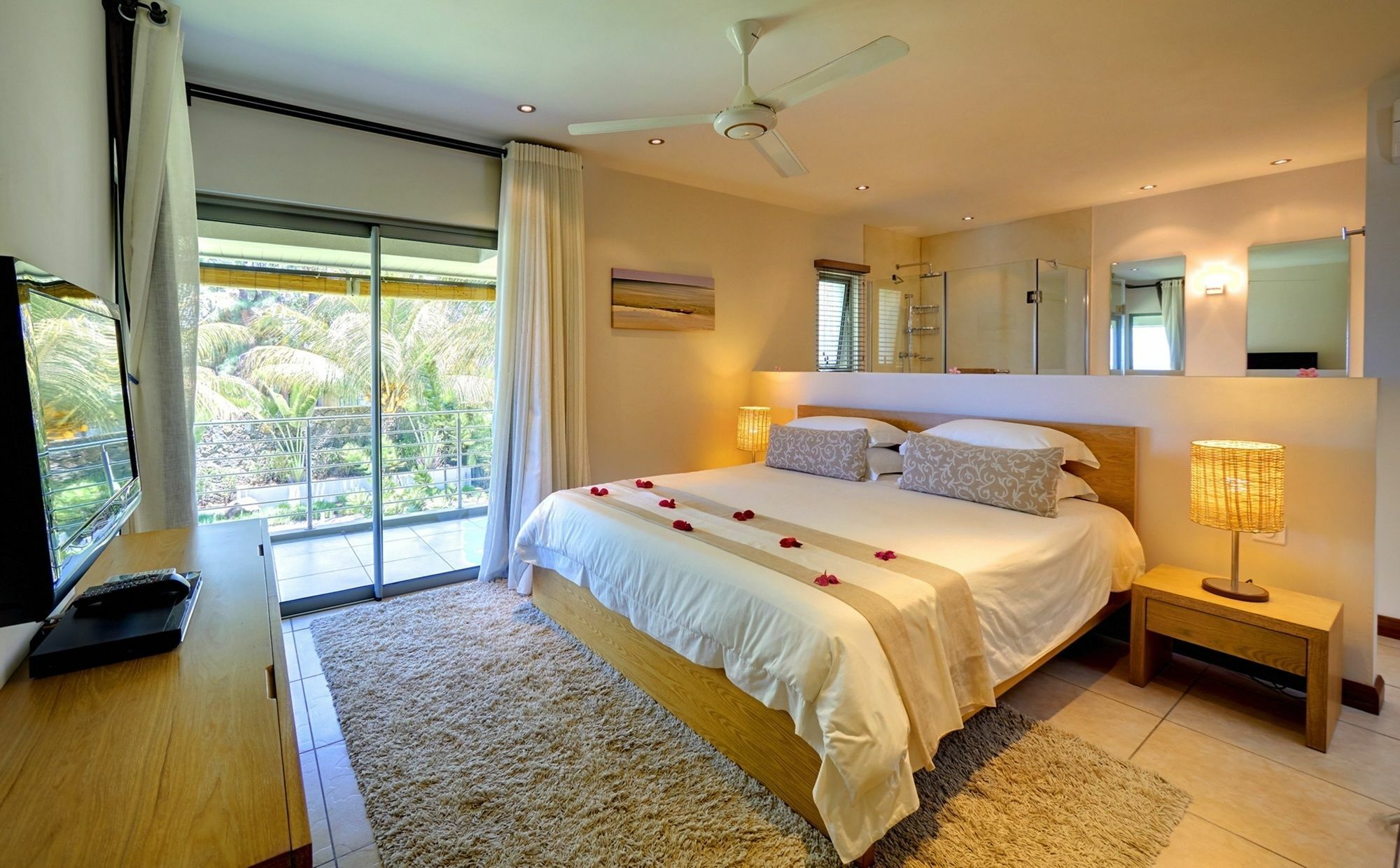 Bon Azur Beachfront & Penthouses With Lov Apartment Trou aux Biches